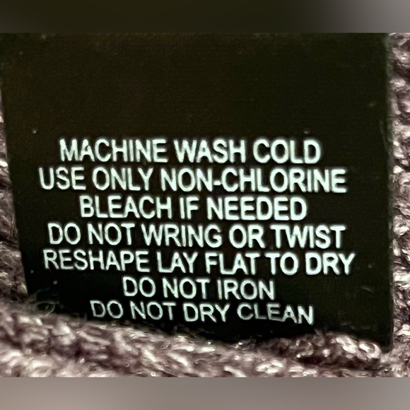 Hat UNISEX Color: Black Heather - Knit Beanie “Explore The Possibilities” OS - Picture 5 of 7